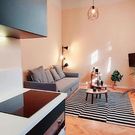 A+ Budapest Downtown Apartments Akacfa Exteriér fotografie